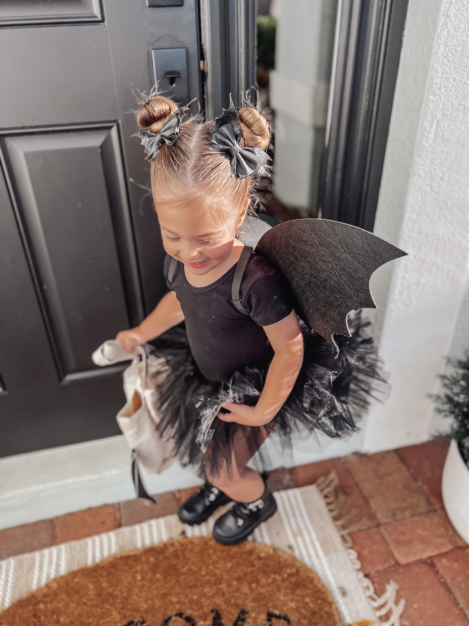 Bat costume, little girls costume, costume Inspo, boots, combat boots, Halloween, Halloween costume, kids costume, costume Inspo, Amazon finds, H&M kids 

#LTKHoliday #LTKHalloween #LTKkids