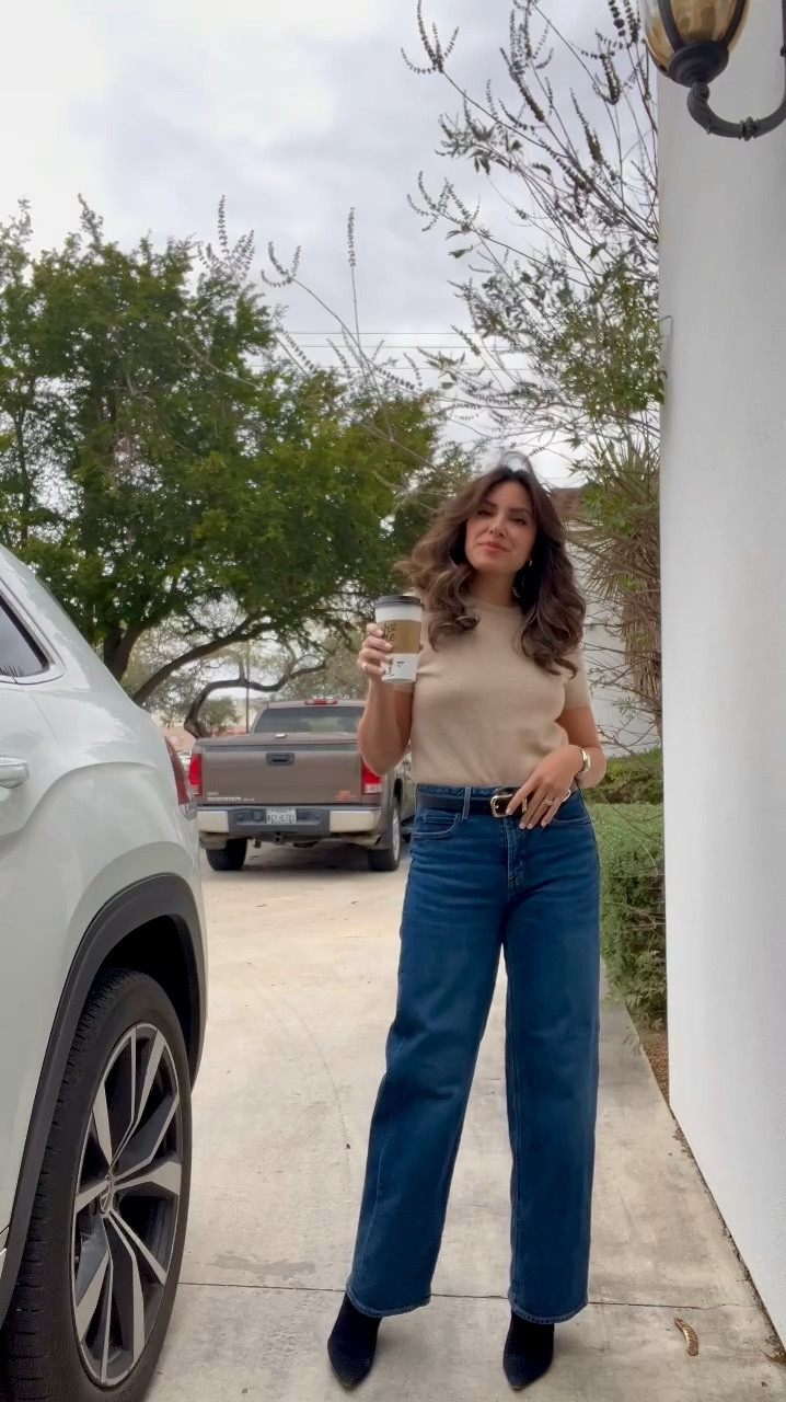 The non designer jeans you need in your closet! Under $40! ✨