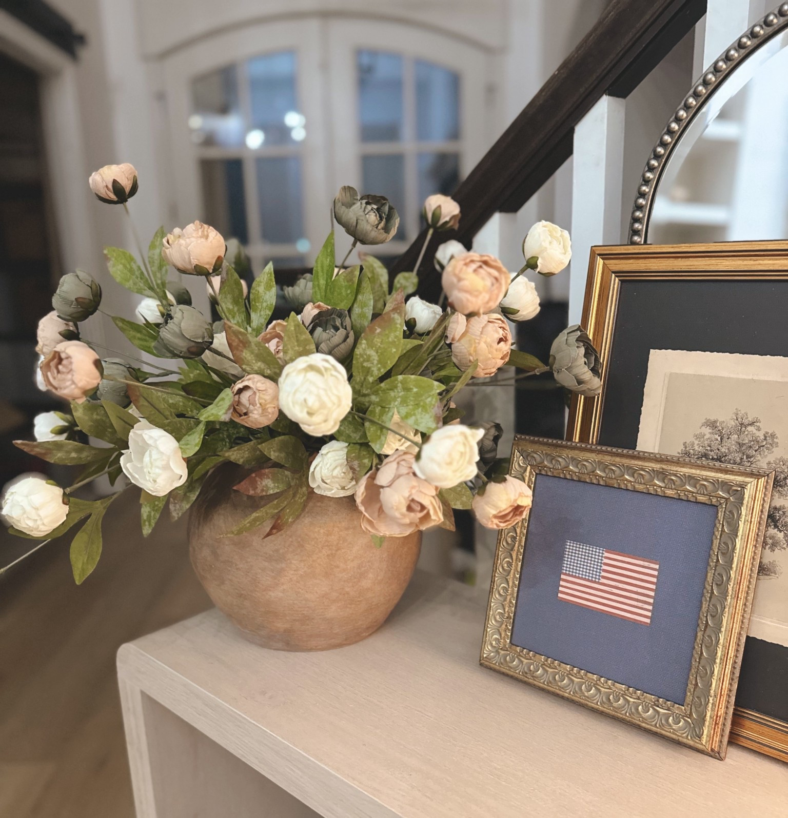 Muted red white and blue 🇺🇸 

#LTKSeasonal #LTKHome