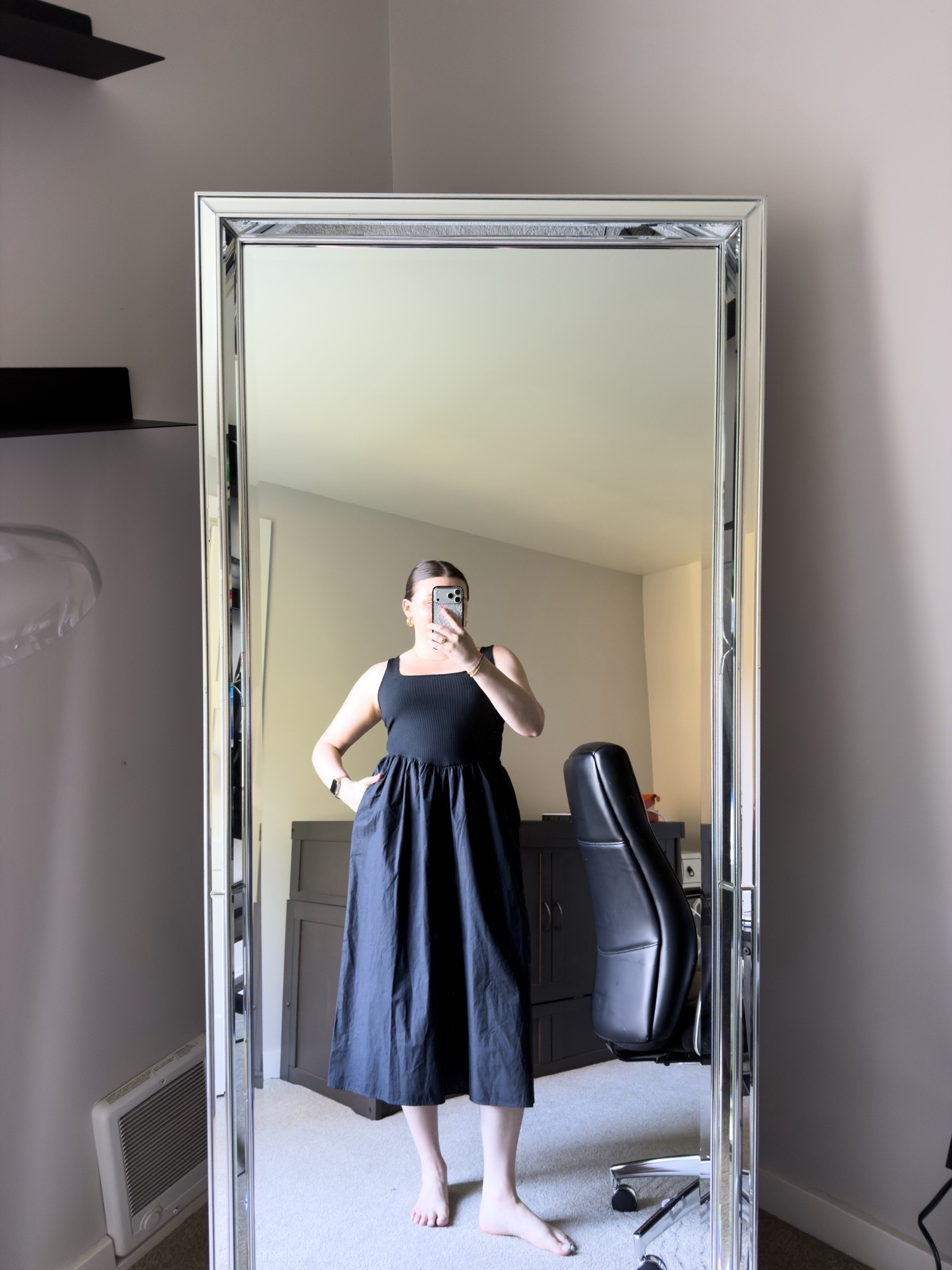 What I wore to shoot my first wedding as a content creator! Such a fun experience and absolutely obsessed with this dress 🖤

I’m wearing a M dress

#LTKootd #LTKMidsize #LTKWorkwear