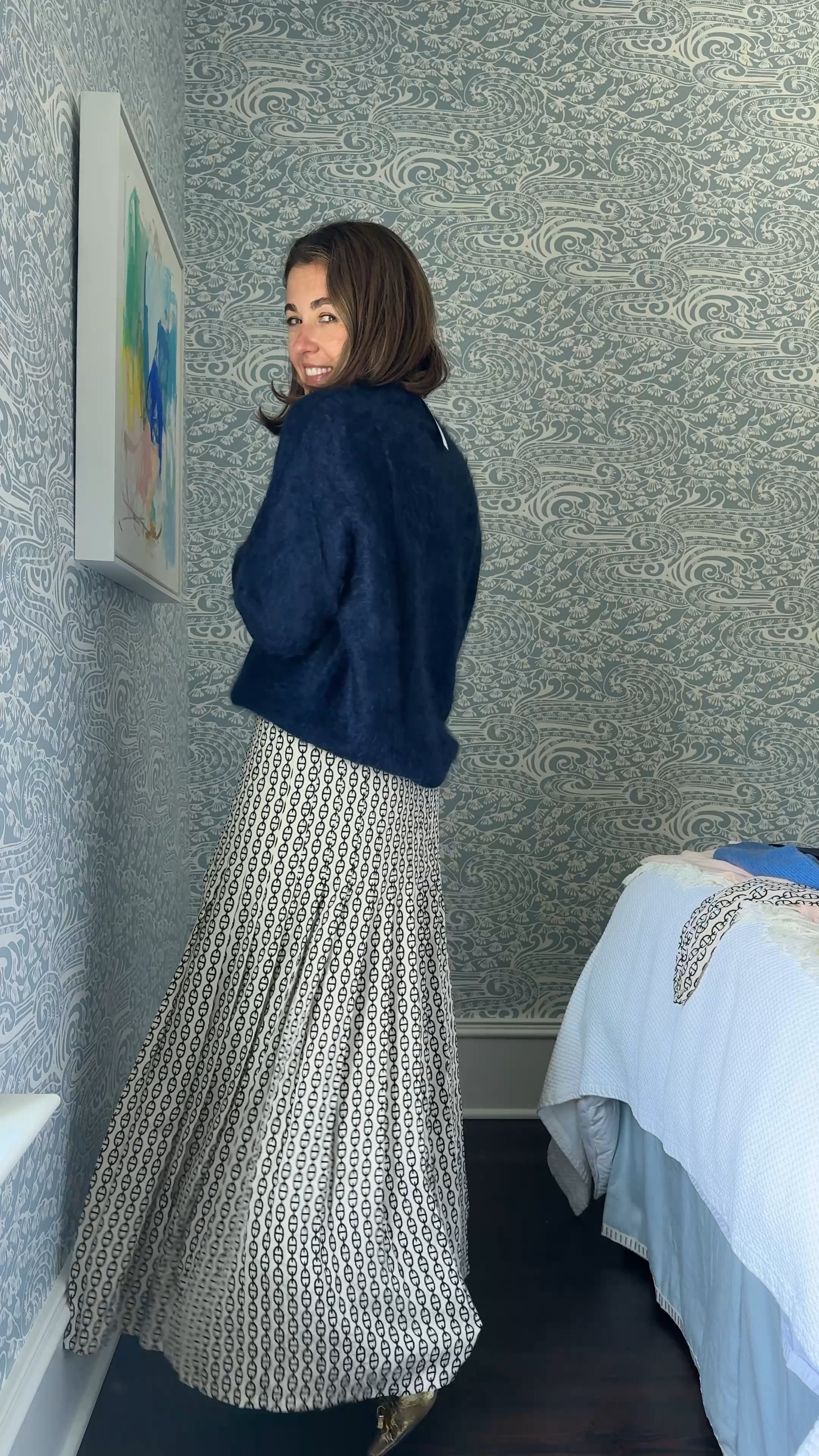 J.Crew’s new arrivals for fall are SO GOOD. Size down in the maroon pants and I took one size up in the faux leather shorts and pants ♥️