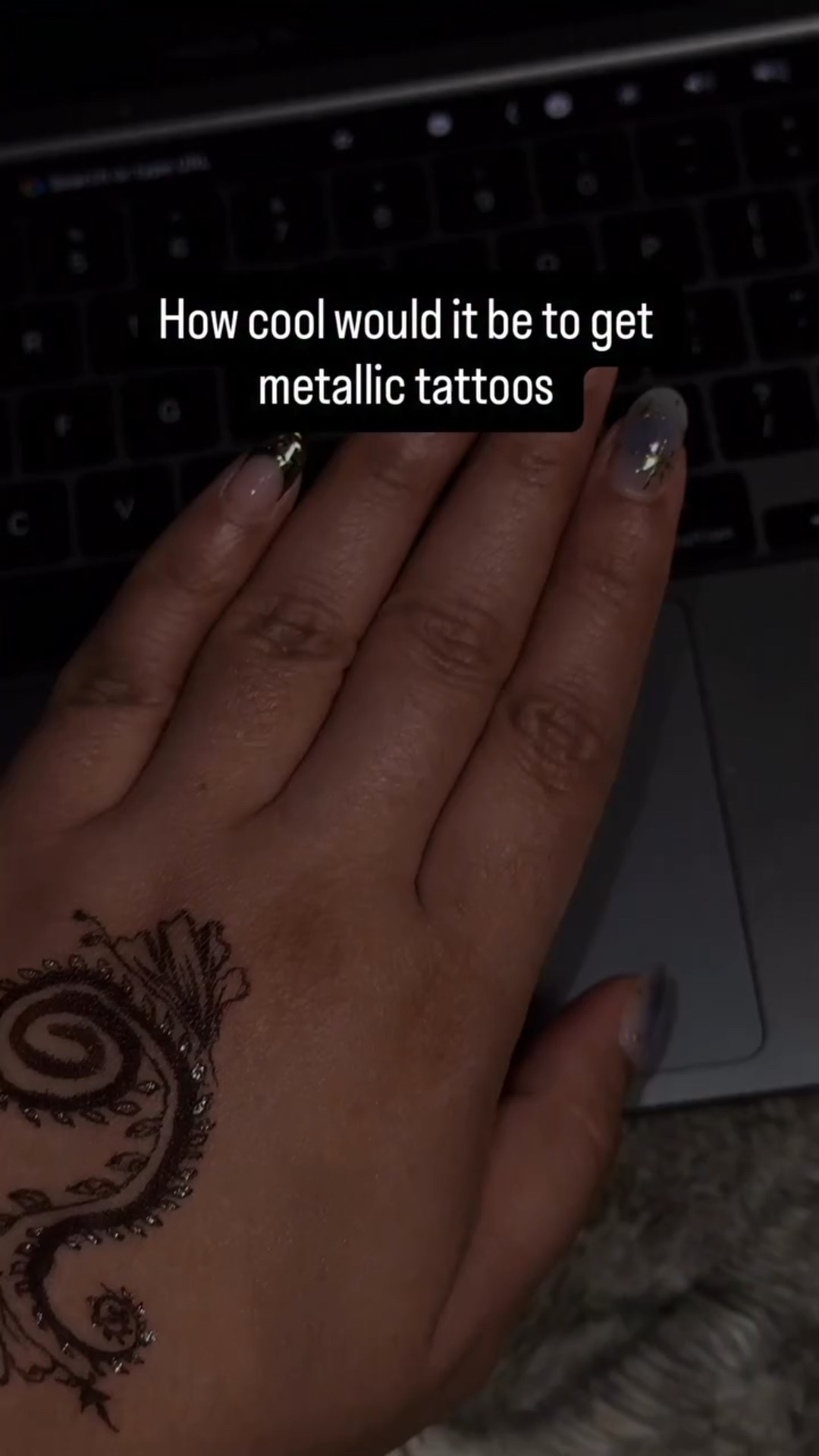Wait maybe they already exist?

#henna #tattoo #tattoodesigns #freehandhenna #desi