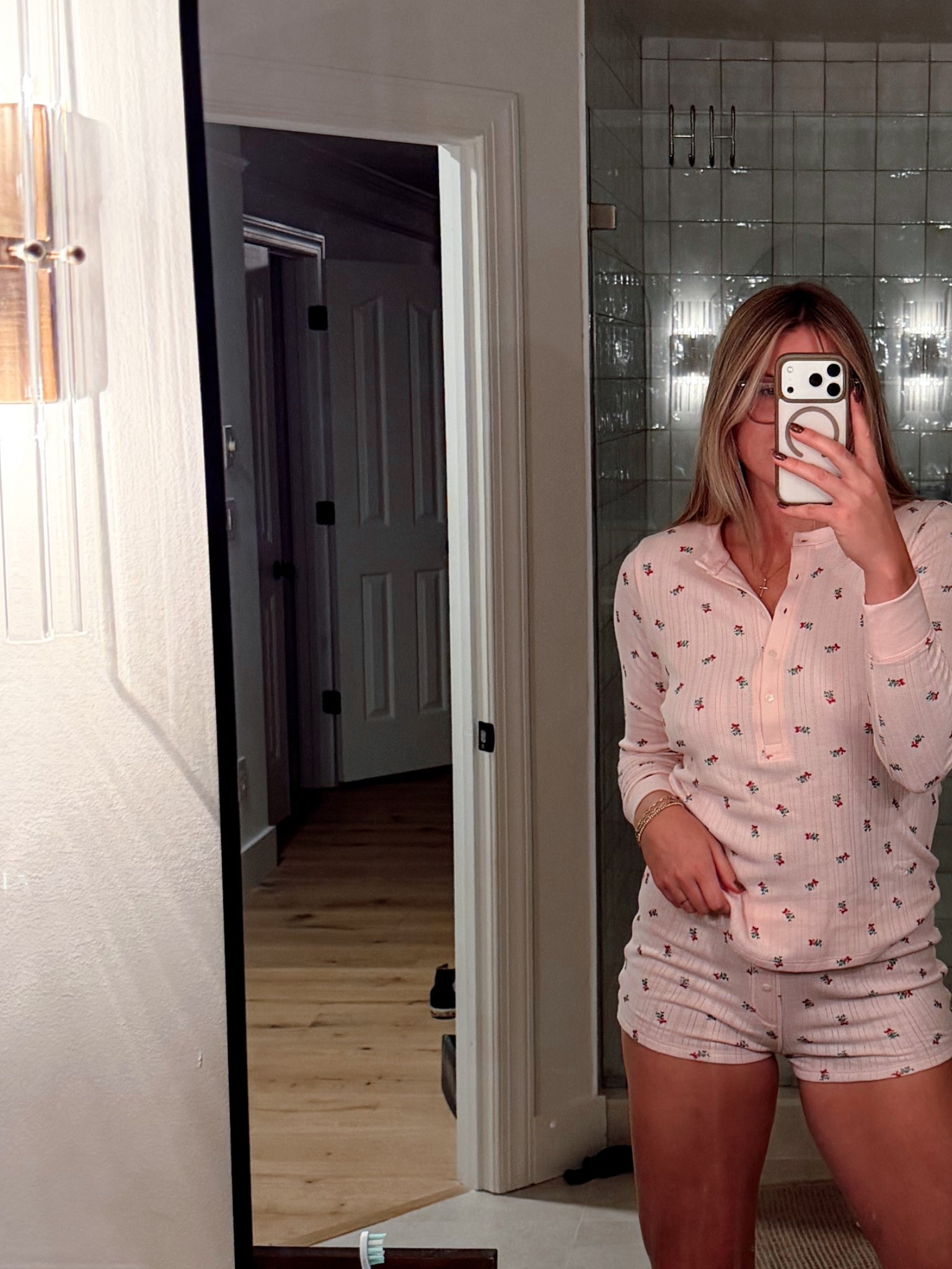 This jammie set is everything. So comfy with a light fleece lining 💋 

#LTKootd #LTKHoliday