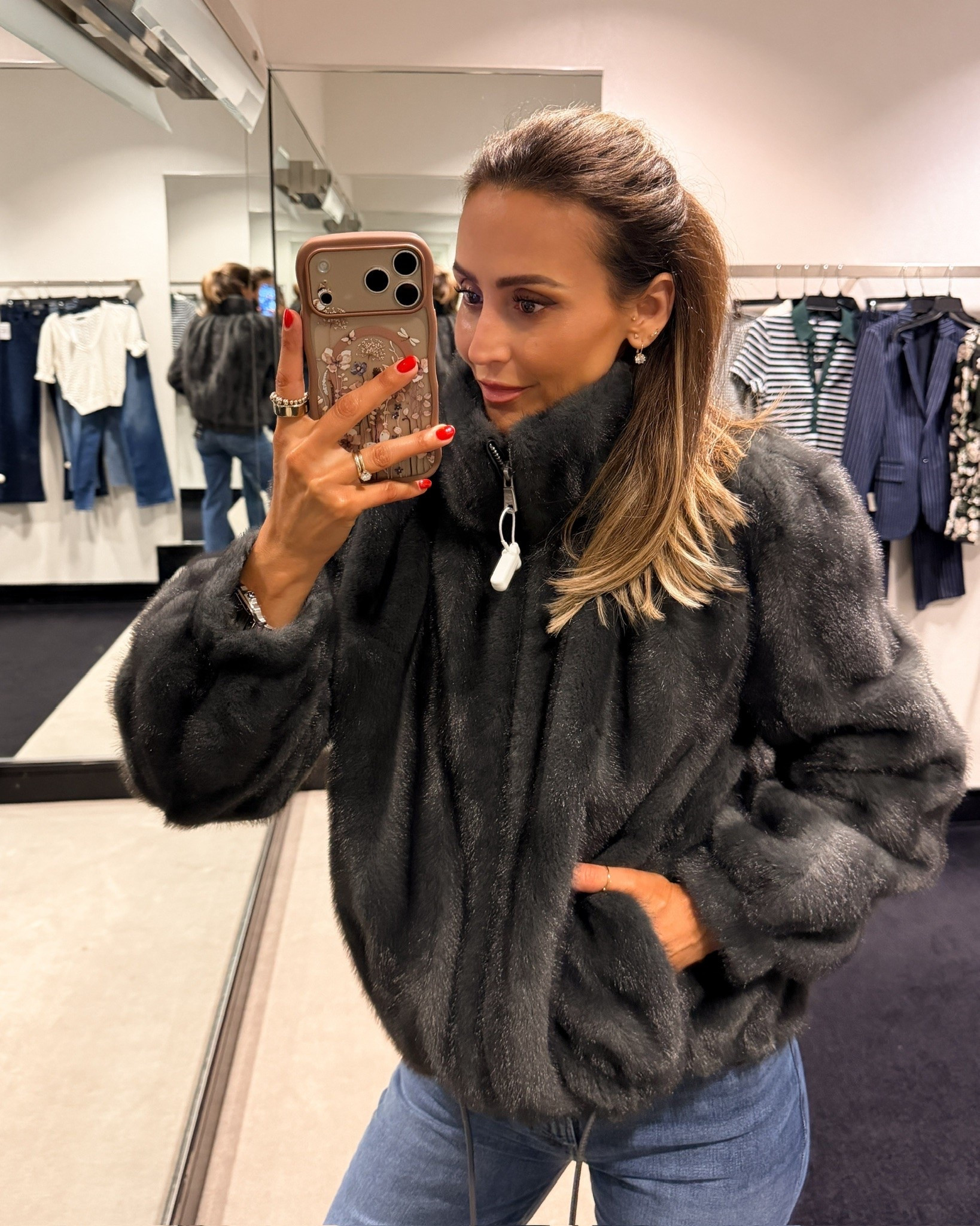 Super cute bomber puffer, adjustable, and super warm! #nsale

#LTKootd #LTKSaleAlert #LTKOver40