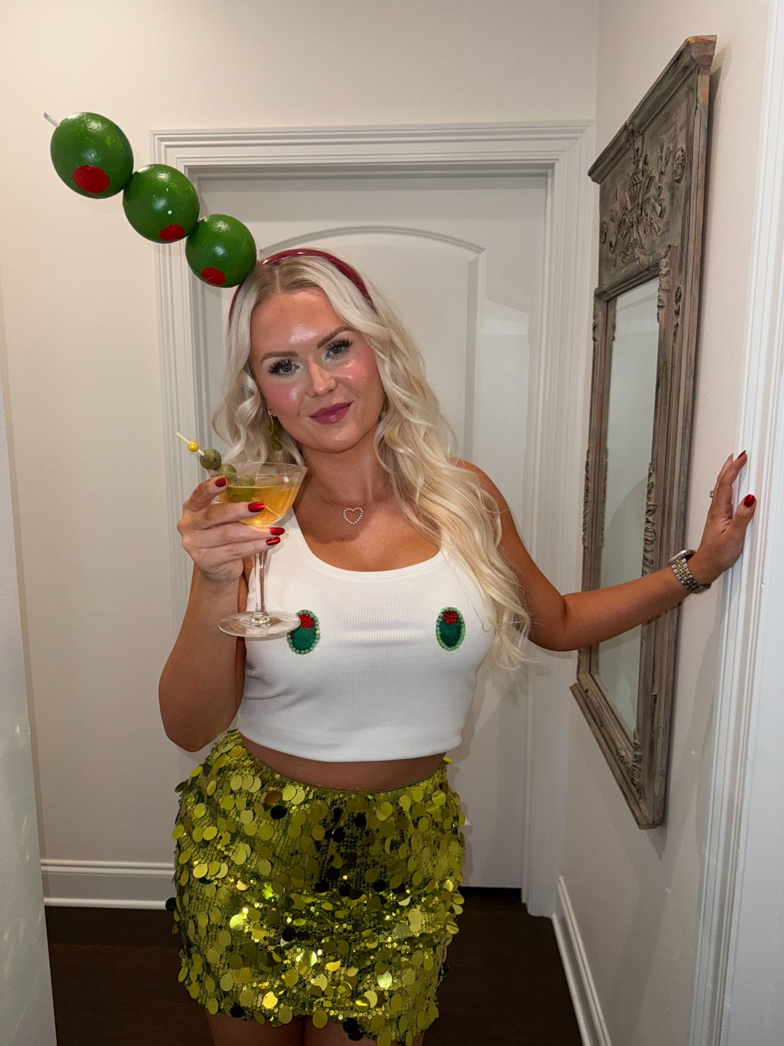 dirty martini 🍸🫒  

shirt and headband are DIY 




#martini #dirtymartini #martinicostume #dirtymartinicostume #halloweencostume 

#LTKSeasonal #LTKParties #LTKFindsUnder50