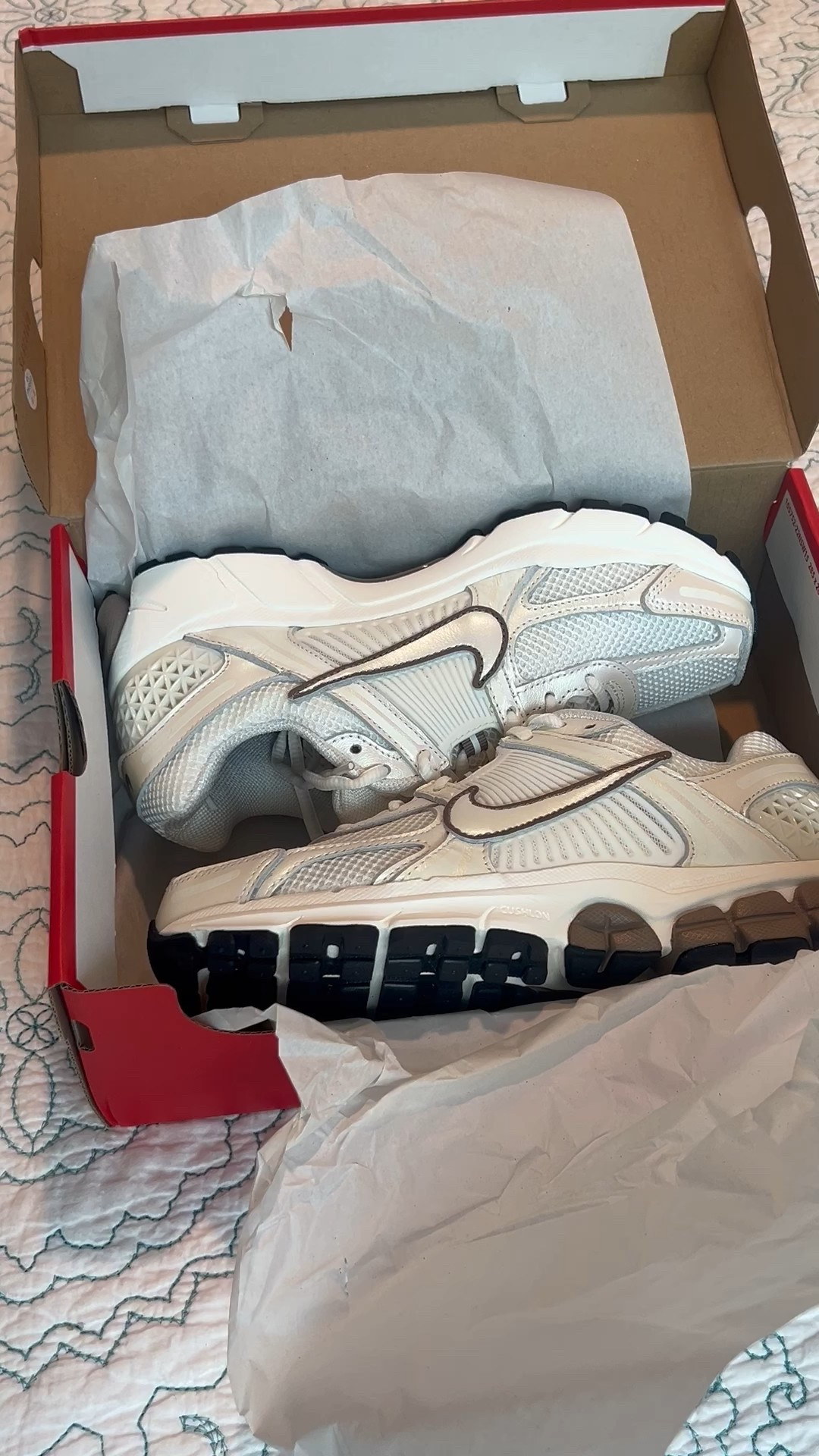 Nike Zoom Vomero 5

Nike, running shoes, fitness, workout, shoes 

#LTKStyleTip #LTKTravel #LTKActive