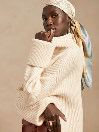 Petite Oversized Merino-Cashmere Sweater | Banana Republic (US)