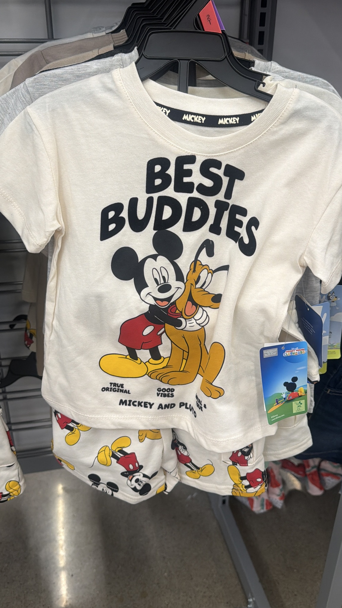 Kid’s Disney Outfits