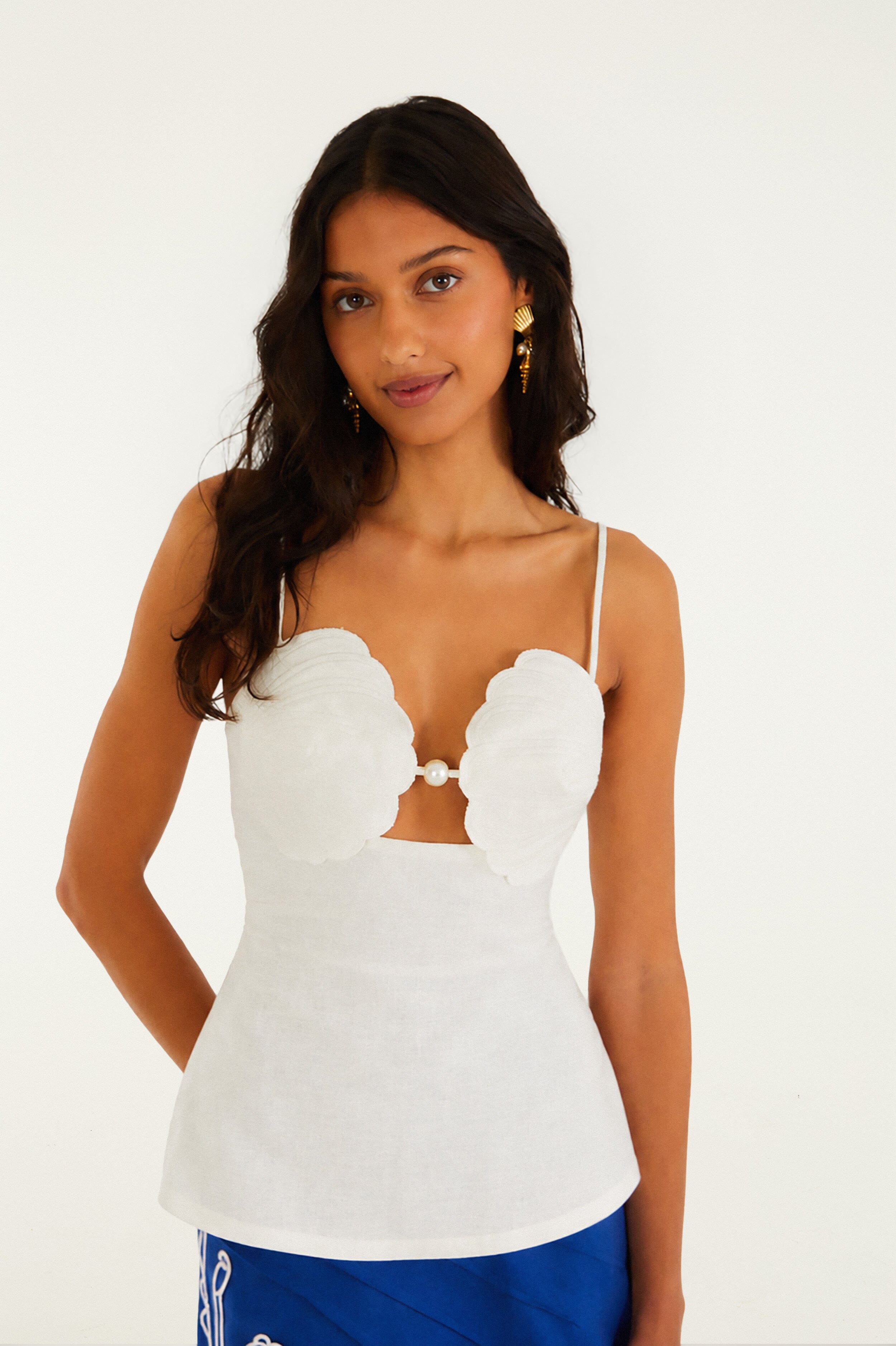 Off-White 3d Shell Euroflax\u0099 Premium Linen Peplum Blouse | FARM Rio | FarmRio (US)