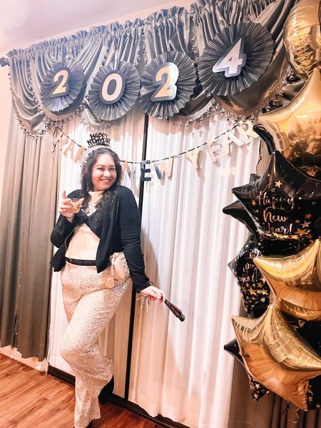 I Want Your Midnights! 🕛🎆 Happy New Year! 🎉 Hello 2024! 🤗 Everything I put in my caption for 2023 came true so let’s do more manifesting for 2024! ✨💫 To  even more reading 📖 to more social media opportunities 💻 to more stability 🙌🏻 and to finding love! 🩷 I can’t wait to see what this year brings! 🎇 Also cheers to my NYE outfit this year! 🥂 When am I not the most extra in everything I do and wear? ⭐️ These sequin pants were so fun and the most sparkly thing I own and that says a lot since 70% of my wardrobe consists of princess dresses and other extra clothing pieces! 👗 Now to find another occasion to wear these sequin pants too! 🪩 

#LTKparties #LTKHoliday #LTKmidsize