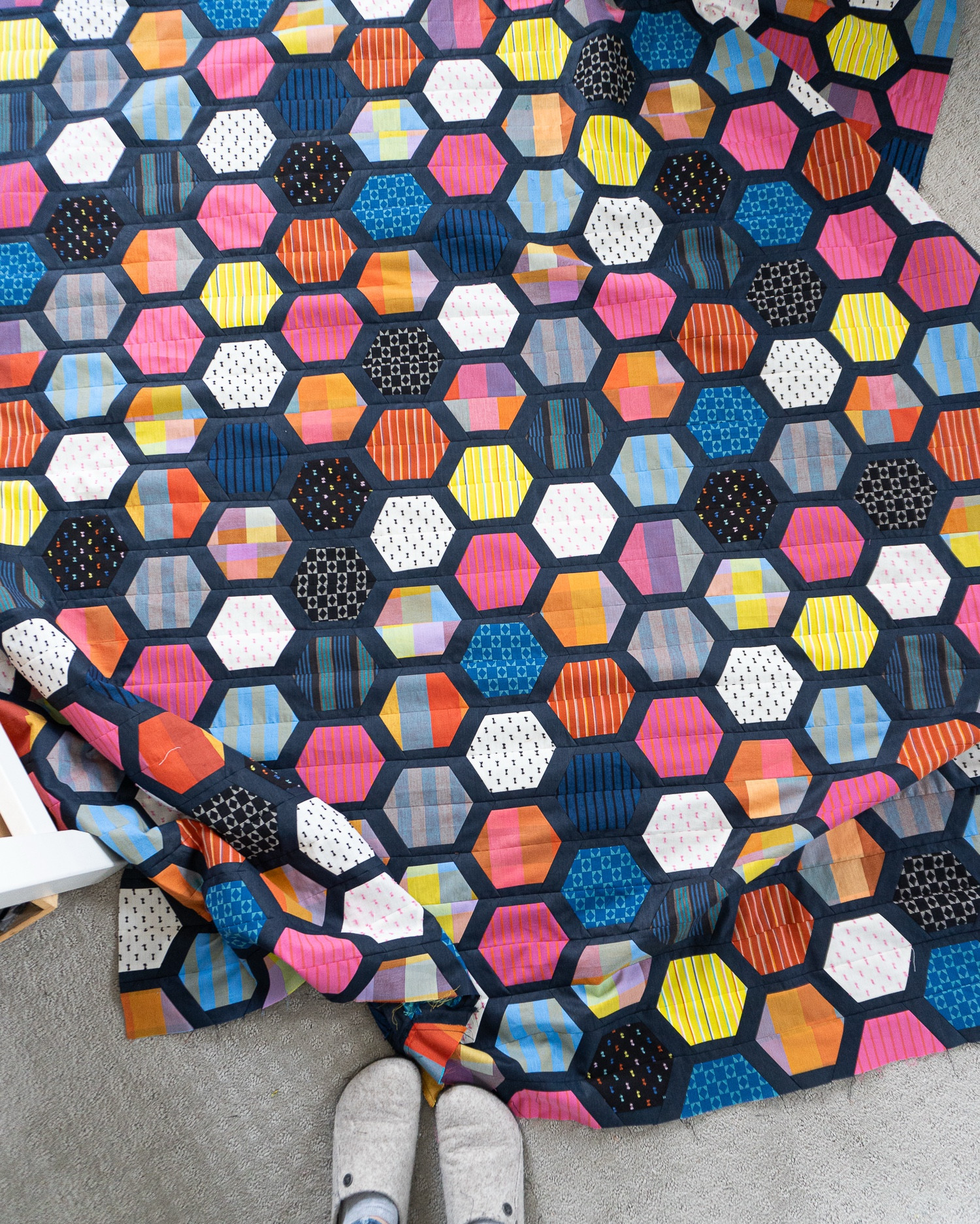 Hexie Framed quilt pattern ( in my shop - quiltyloveshop.com) sewn up in Ooh Lucky Lucky Warp and Weft.  😍