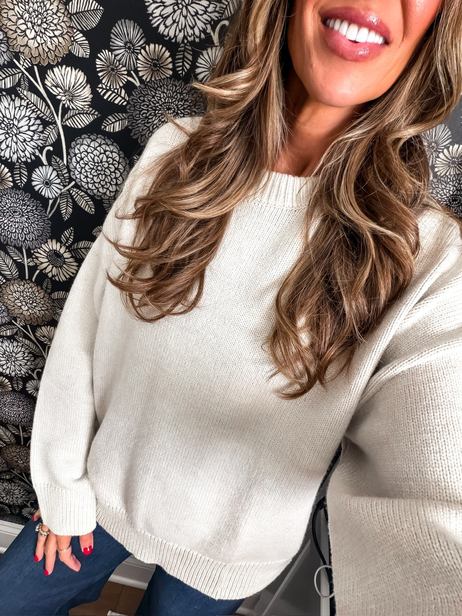 This might be the softest cashmere blend I’ve found for fall. It has that cozy feel without looking bulky, and the simple cream color makes it so easy to style with denim, trousers, or layered under a jacket.

cashmere blend sweater, softest sweater, cream sweater, fall sweater, cozy fall fashion, neutral sweater, fall layering, women over 40 style, everyday fall outfit, themominstyle