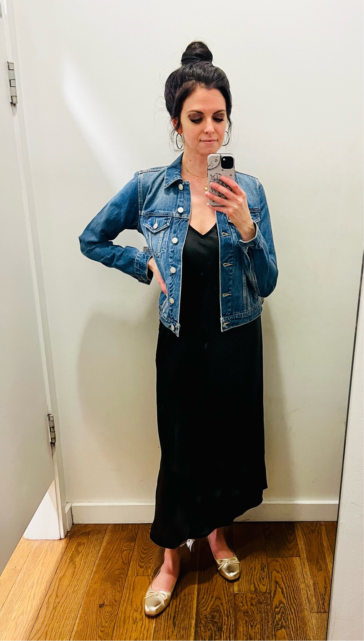 Gap wardrobe basics 👖

#gap #wardrobebasics #capaulewardrobe #womensfashion 

#LTKstyletip #LTKfindsunder100