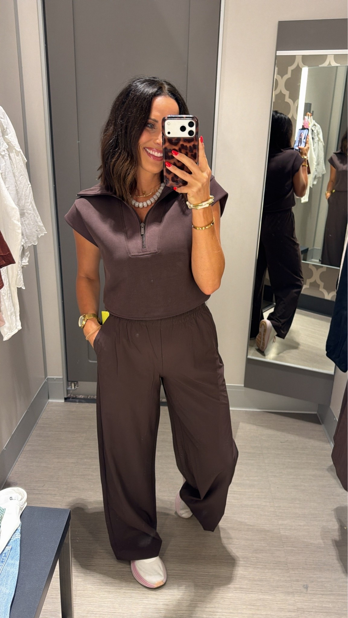The rich chocolate color looks so luxe, and it’s the perfect throw-on outfit for errands, travel days, or casual weekends.

Size: XS ✨

#TargetStyle #TargetFinds #TargetFashion #AthleisureStyle #NeutralOutfit #ChocolateBrown #CasualChic #EverydayStyle #LTKStyle #TargetOOTD