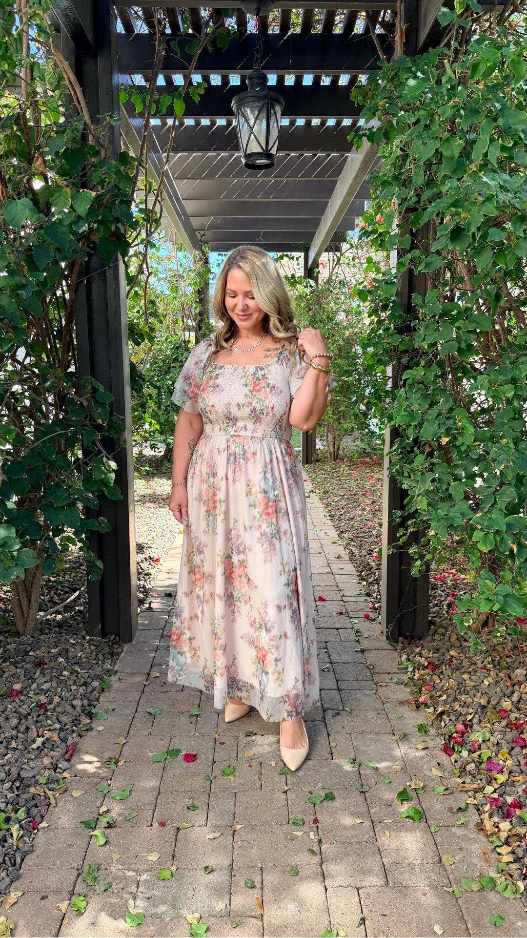 Size large in the dresses
Shoes tts 

#LTKPetite #LTKMidsize #LTKOver40