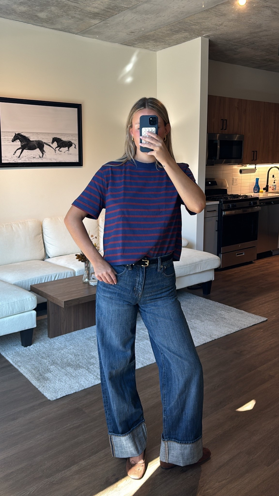 Wearing a small tee and 25 in the jeans!! 

@jcrew #injcrew #ad

#LTKStyleTip #LTKFallSale #LTKFindsUnder50