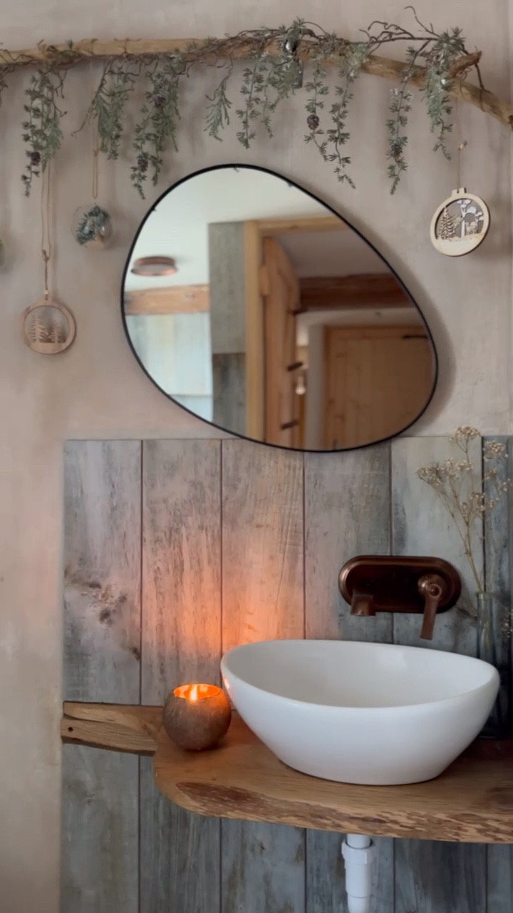 Would you Christmas your bathroom? #christmas #bathroom #decoration #woodendecorations

#LTKhome #LTKstyletip #LTKHoliday