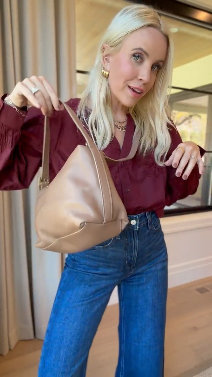 This is new to me, but old navy makes bags! I grabbed this one on sale for $14! 

#LTKStyleTip #LTKSaleAlert #LTKItBag