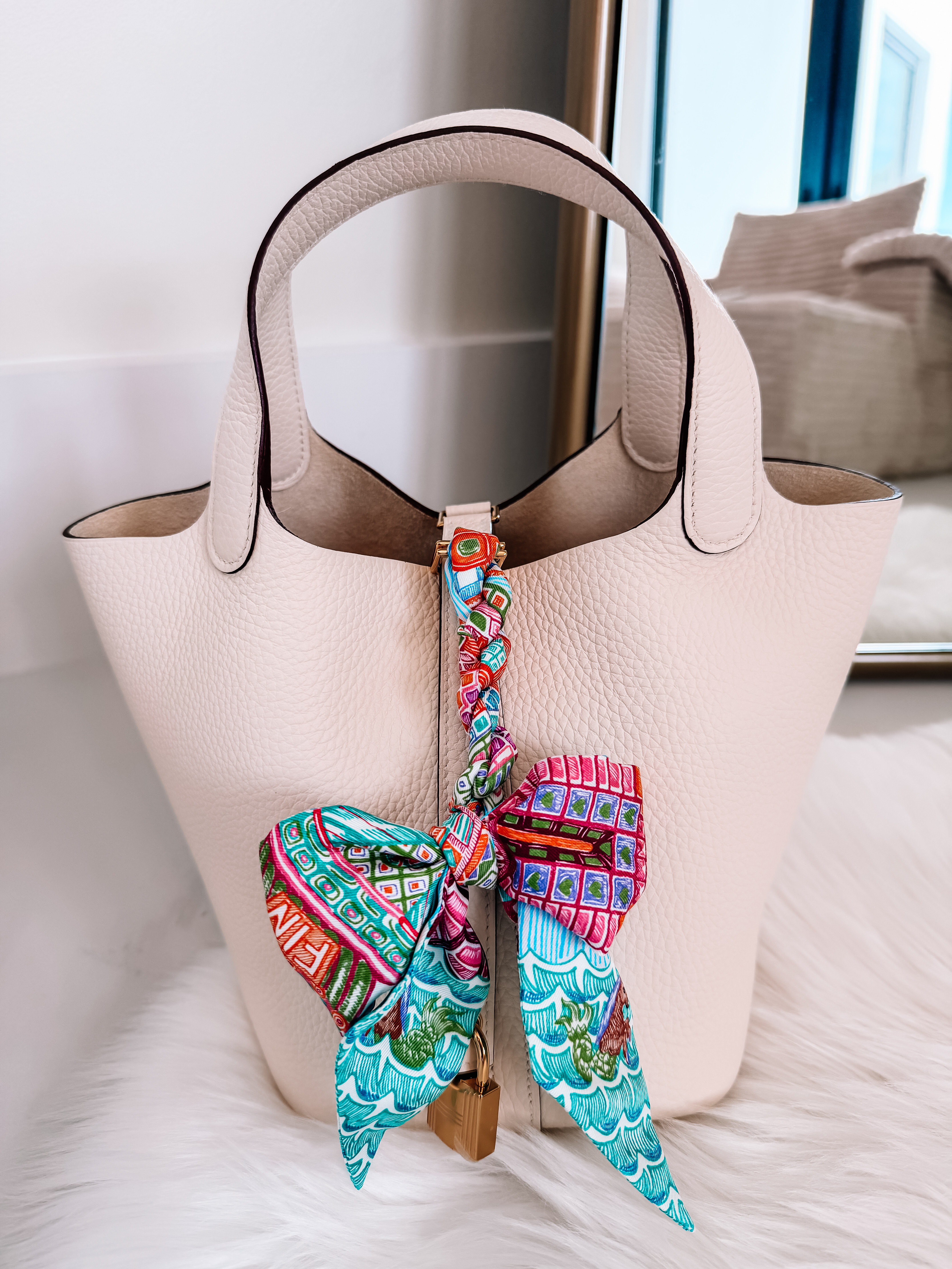 
I love my hermes Picotin, I have it in 3 colors and it’s one of my most used bags, super easy to transition from day to night. Hermes bucket bag, Hermes picotin 18, hermes bag, Summer bag, spring bag, fall bag. 

 #LTKgrwm #LTKootd