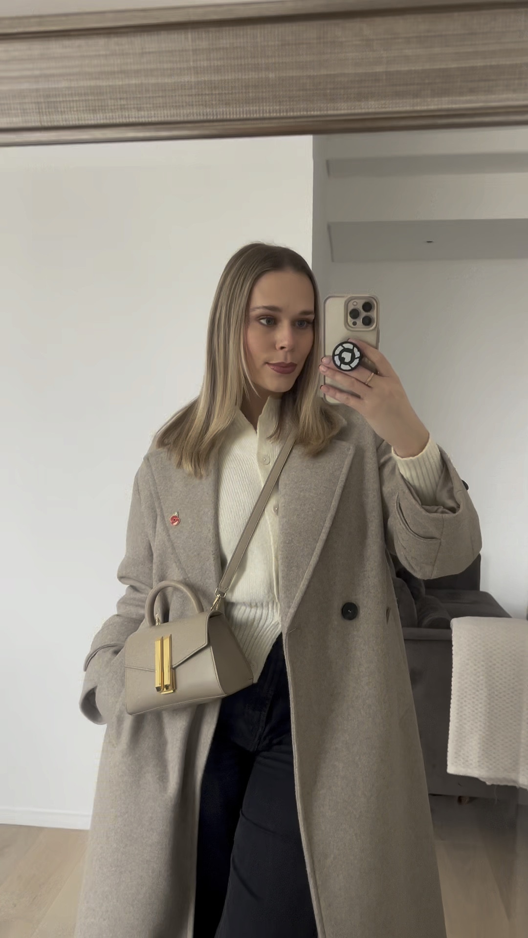 Cosy autumn ootd for exploring Richmond 🍂🦌✨

Outfit inspiration, autumn outfit, neutral outfit, cosy outfit, ootd, weekend outfit ideas, Ugg styling 

#LTKwinter #LTKautumn #LTKuk