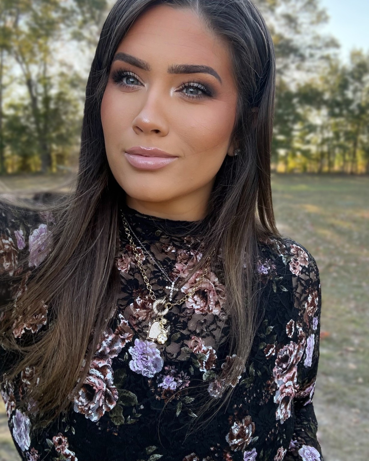 The perfect $12 shirt and plumping lippy! 

#LTKgrwm #LTKHoliday #LTKGiftGuide