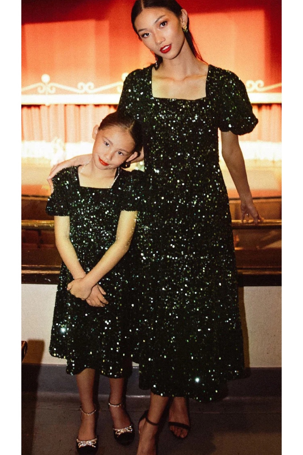 #sequinsdress #matchingdress #mommyandmedress #mommyandmefashion #holidaydress #modestfashion #holidayfashion #familymatchingoutfits 


#LTKHoliday #LTKHolidaySale