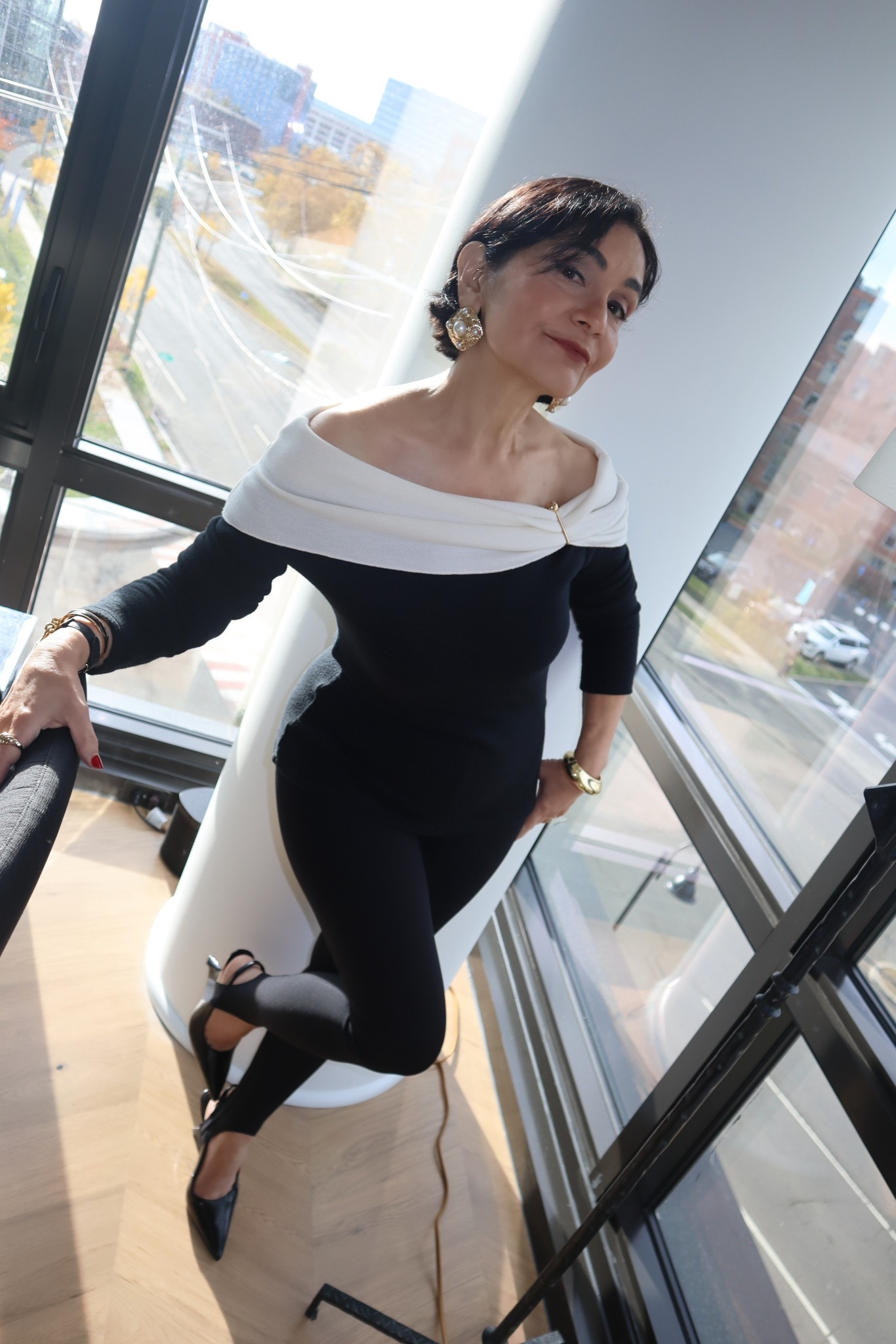 Off the shoulder moment 

#LTKOver40 #LTKFindsUnder50