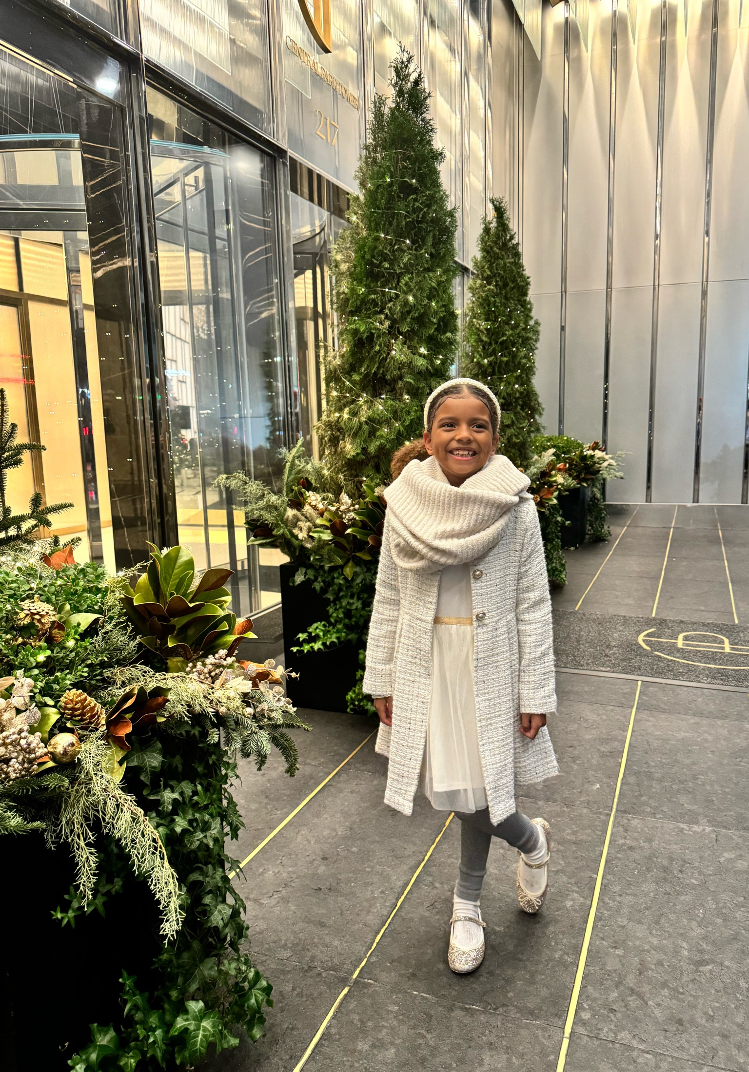 Christmas in NY🎄✨

#LTKHoliday #LTKkids #LTKSeasonal
