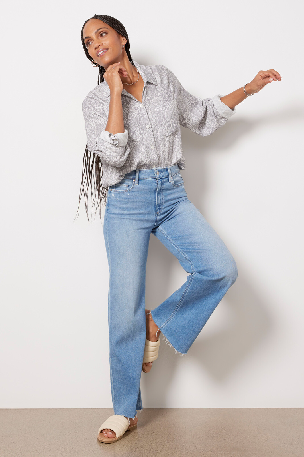 Anessa 31' W/ Raw Hem | Evereve