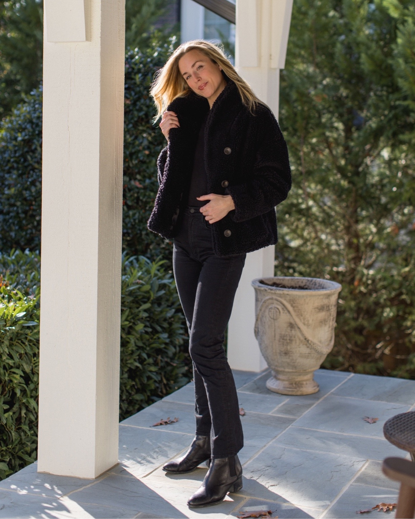 Shearling jacket $100 off ✨ I wear size S. It’s cozy & oversized without feeling bulky. Very warm!

Size S coat, size S t-shirt, size 25 jeans. Boots are old, similar linked.


#LTKsalealert #LTKSeasonal