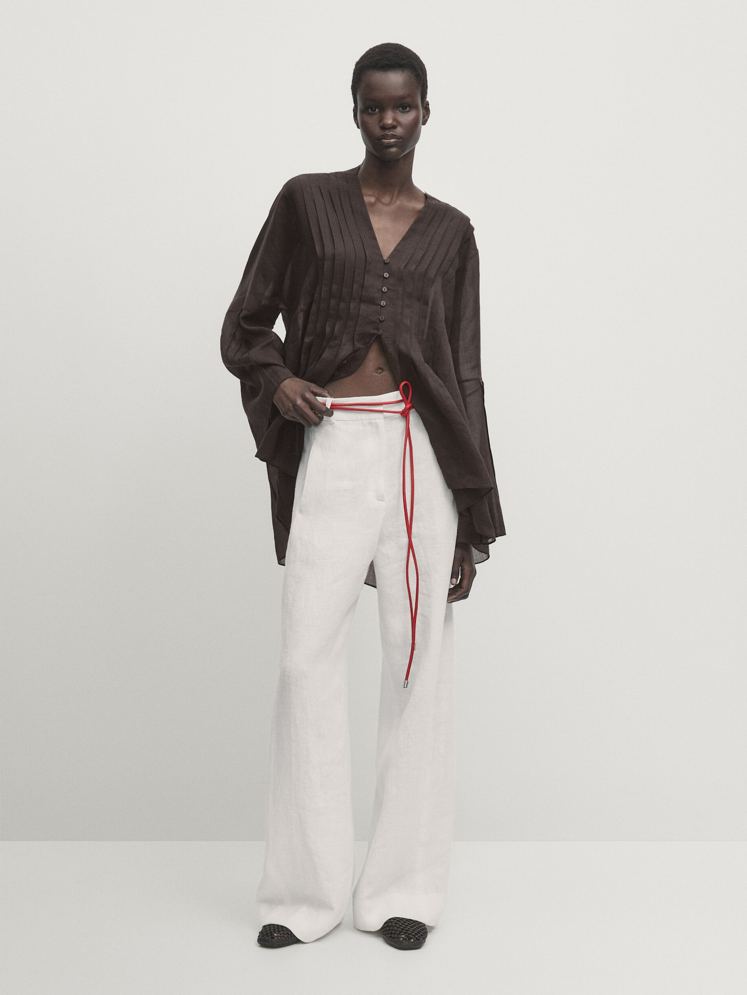 Lederkordelgürtel mit Zierknoten | Massimo Dutti DE