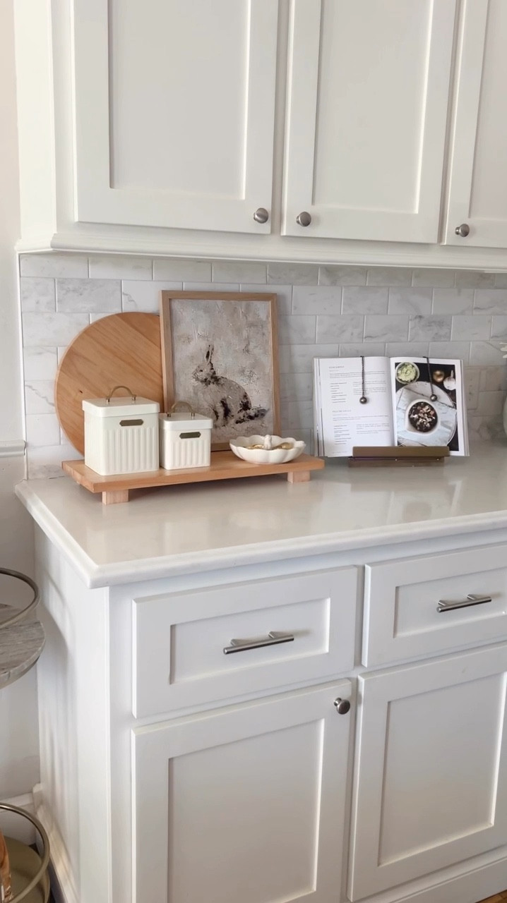 Easter decor, white kitchen , spring 2025, easter , #easter #easter2025 #springdecor #easterdecor

#LTKHome #LTKSeasonal