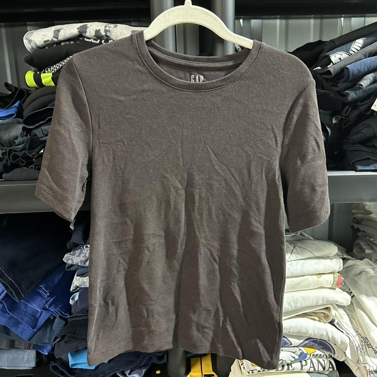 Gap Women's T-shirt - Brown/Grey - M | Depop US