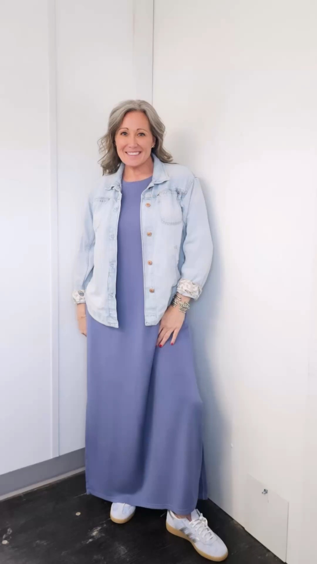 Blue Blue Blue!!! I just cant help myself in this color! And my favorite dress with pockets and these @adidasoriginals Denim and Lace Spezials. Just too cute!!

Comment DENIM for this look

#over40 #style #fashionover40 #midsizestyle #nevertooold
