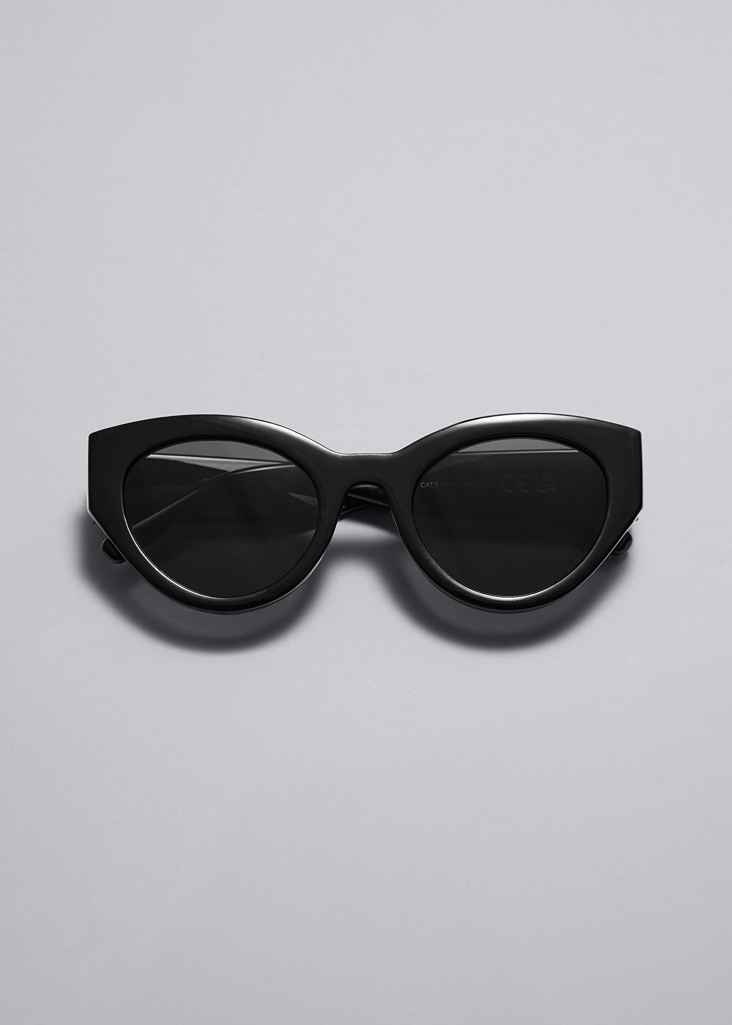 Cat-Eye Sunglasses - Black - & Other Stories GB | & Other Stories (EU + UK)