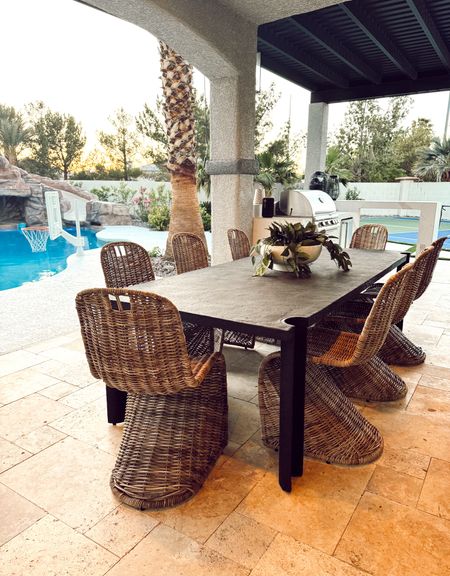 Outdoor patio table and chairs

#LTKhome #LTKswim