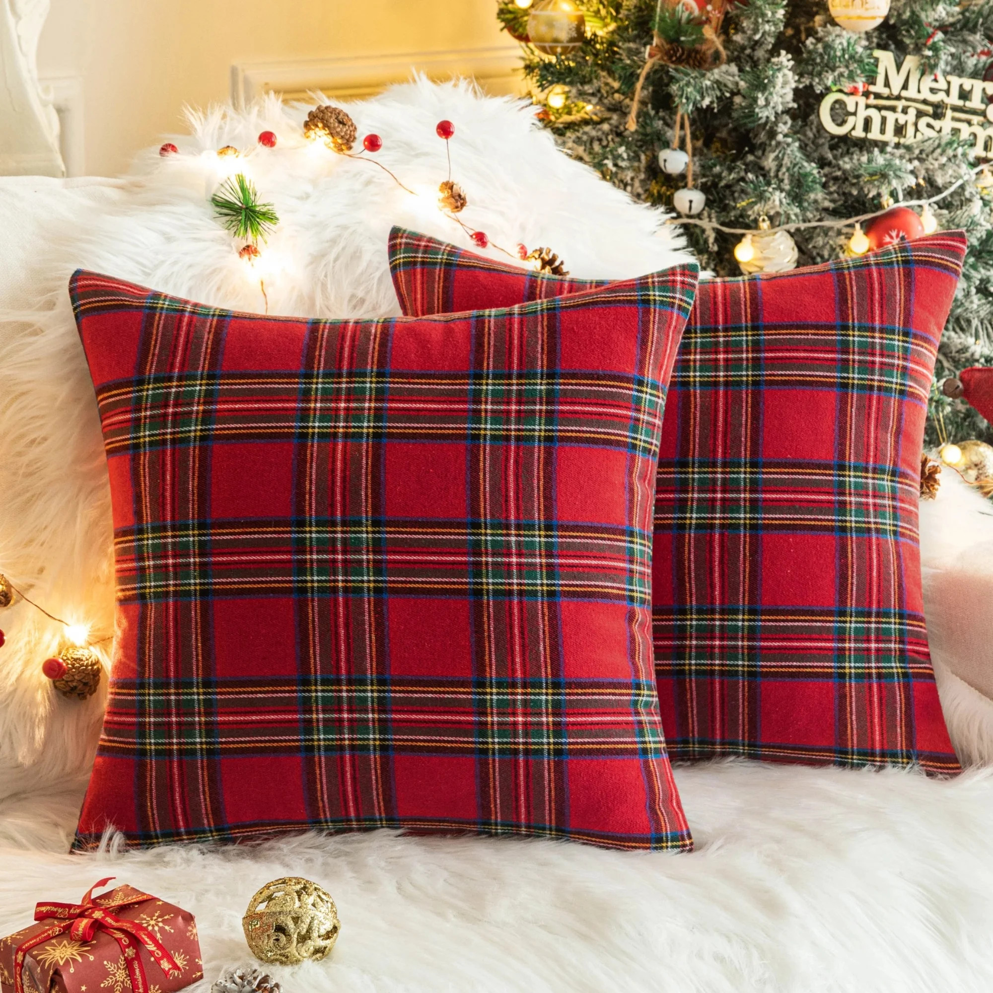 Christmas Plaid Decorative Throw Pillow Covers Scottish Tartan Cushion Case Polyester for Farmhou... | Walmart (US)