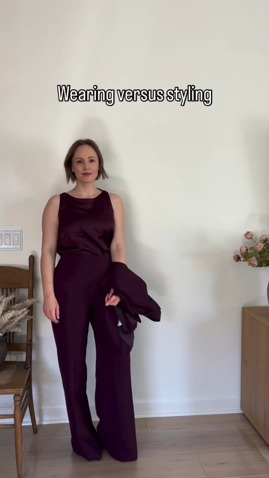 Wearing versus styling ✨ as a petite, it is crucial to always maintain your waist in an outfit otherwise you look like a kid trying on their moms’ clothes. They overwhelm you and you look like you’re drowning. The pants are getting hemmed today but this is how I would style this set. Wearing a 2P in blazer, 0 regular in pants,  and PS in the tank @anntaylor #petitefashion #petiteworkwear #petitecorporatewear #workwear #corporatewear