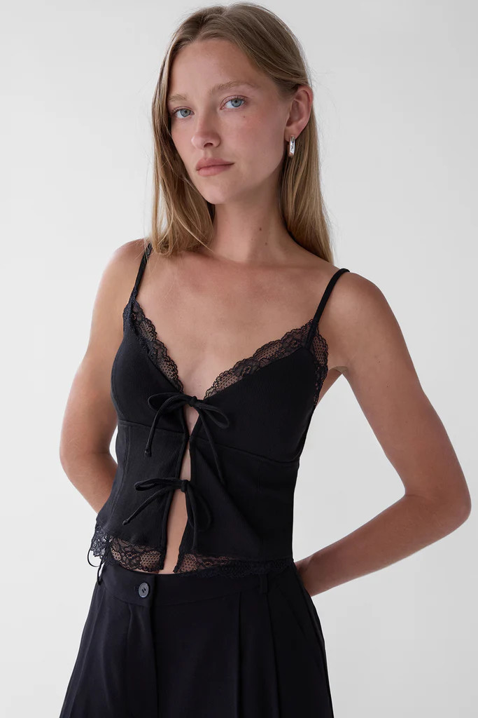 TIE FRONT LACE TRIM TANK CAMISOLE | OAK + FORT