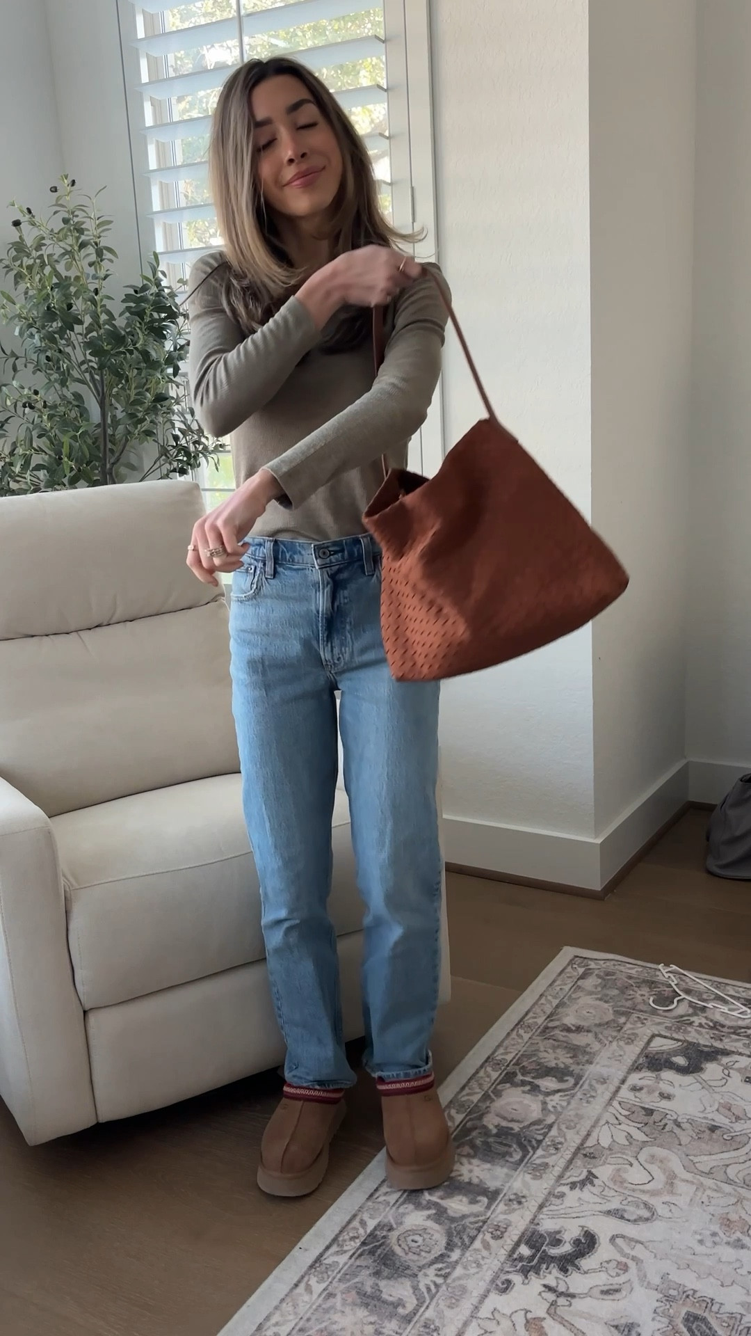 The jeans are 25% off and the purse is 30% off  

#LTKSaleAlert #LTKGiftGuide #LTKootd