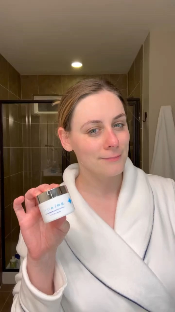 Honestly my favorites! @mdaire_skincare is dermatologist formulated and fits right into my skincare routine. I am loving how soft it makes my sensitive skin! @mdaire_skincare #nmfhydrator #rxrretinol #vitamincfk #ecmeyecomplex #ad

#LTKbeauty #LTKmidsize