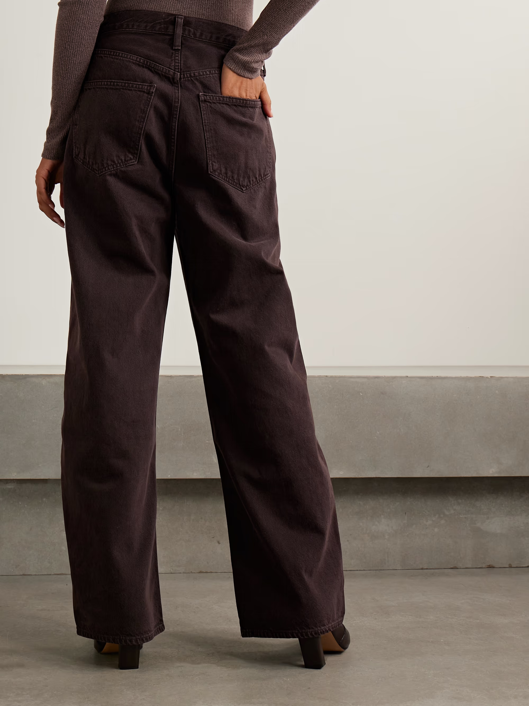 Low Curve mid-rise straight-leg jeans | NET-A-PORTER (US)