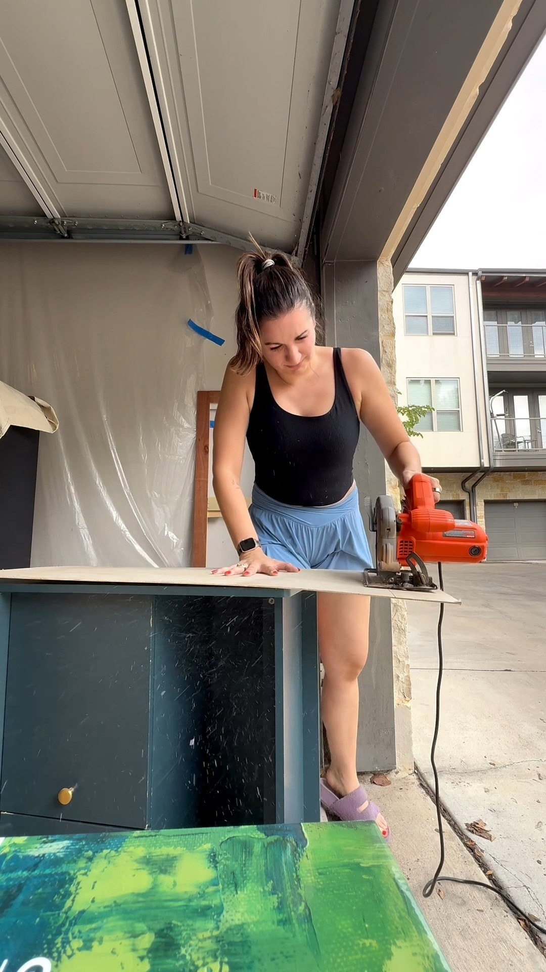 ✨ Facebook Marketplace rescue ✨
This little accent piece came to me missing a leg and with the bottom completely destroyed… but nothing a little wood, paint, and creativity couldn’t fix 👏
Swipe to see how I brought it back to life (and wait ‘til you see the final flip!) 🖤 

#LTKFindsUnder100 #LTKFindsUnder50 #LTKHome