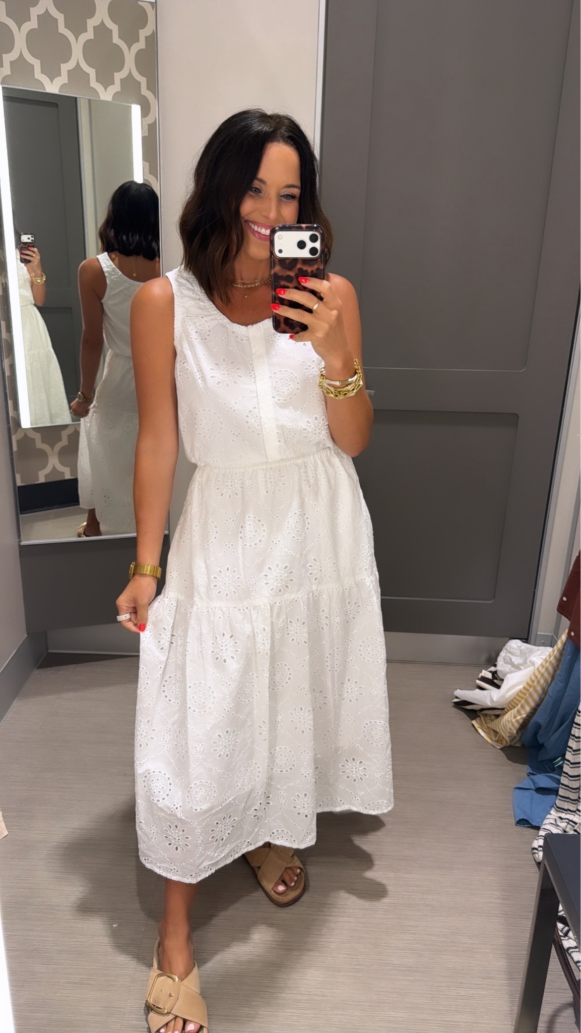 This white eyelet set is too good 🤍 I love that it’s a matching top and skirt, but you can also wear each piece separately to create so many different outfits!

Shop here.

Size XS-S • 5’3” for reference

#TargetStyle #TargetFinds #TargetFashion #MatchingSet #EyeletSet #SummerStyle #AffordableFashion #VacationStyle #OOTD #StyleInspo