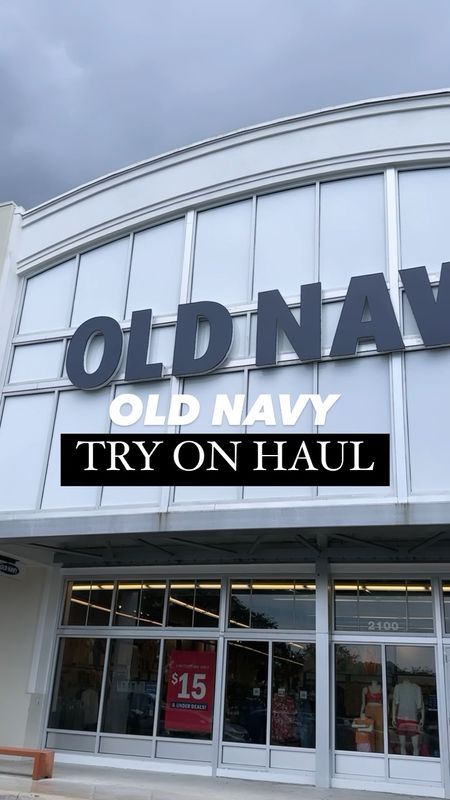 ✨ Back at Old Navy for another fitting room try on✨ So many super cute summer finds this season! Loving them all! 

✨ Follow me for more affordable fashion and try ons! ✨

👉🏼 Check out my stories for a closer look and size deets! 



#LTKFind #LTKstyletip #LTKunder50