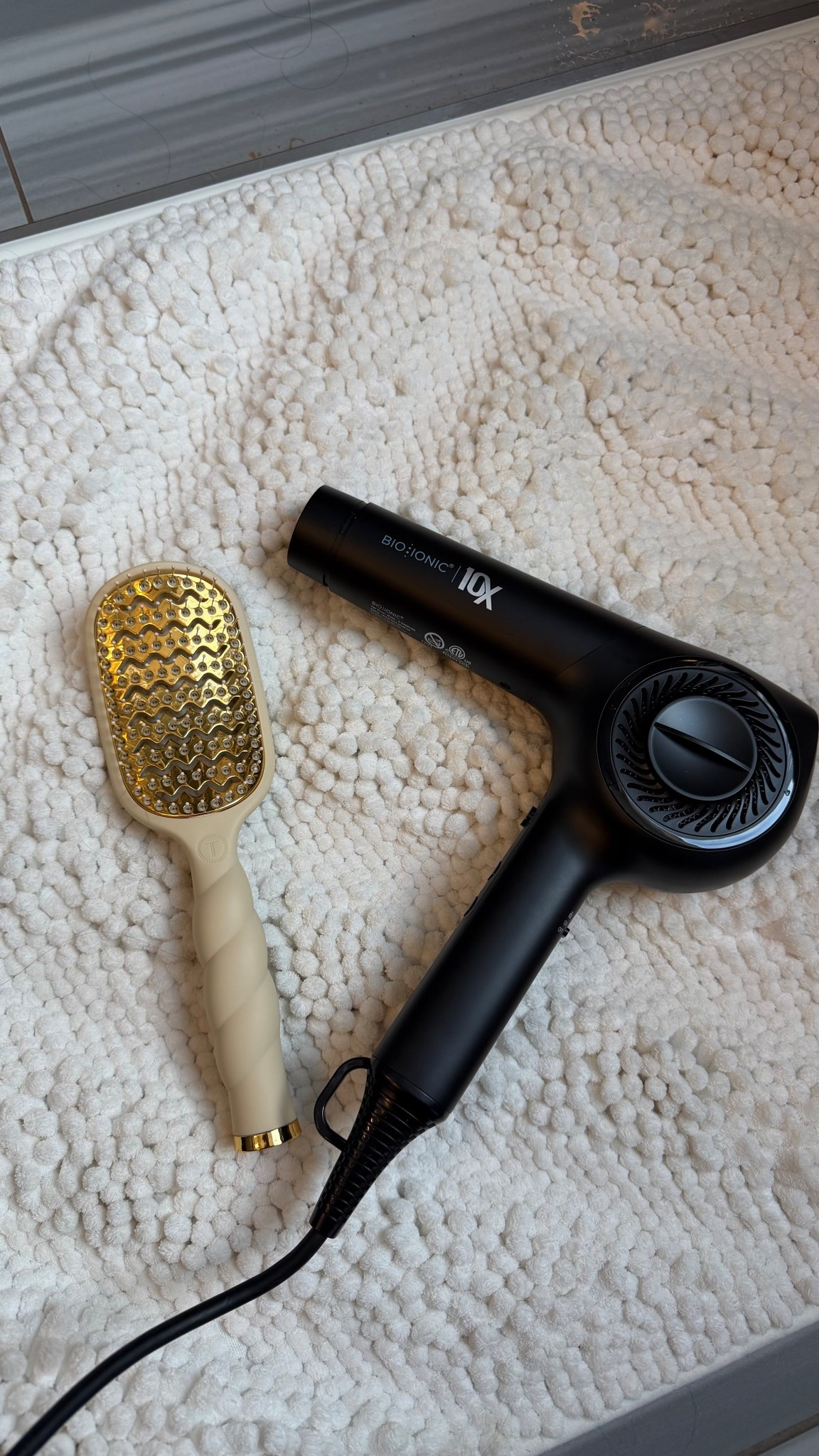 upgraded my hair dryer and brush, these two are all you need!! 

#LTKselfcare #LTKBeauty #LTKmorningroutine
