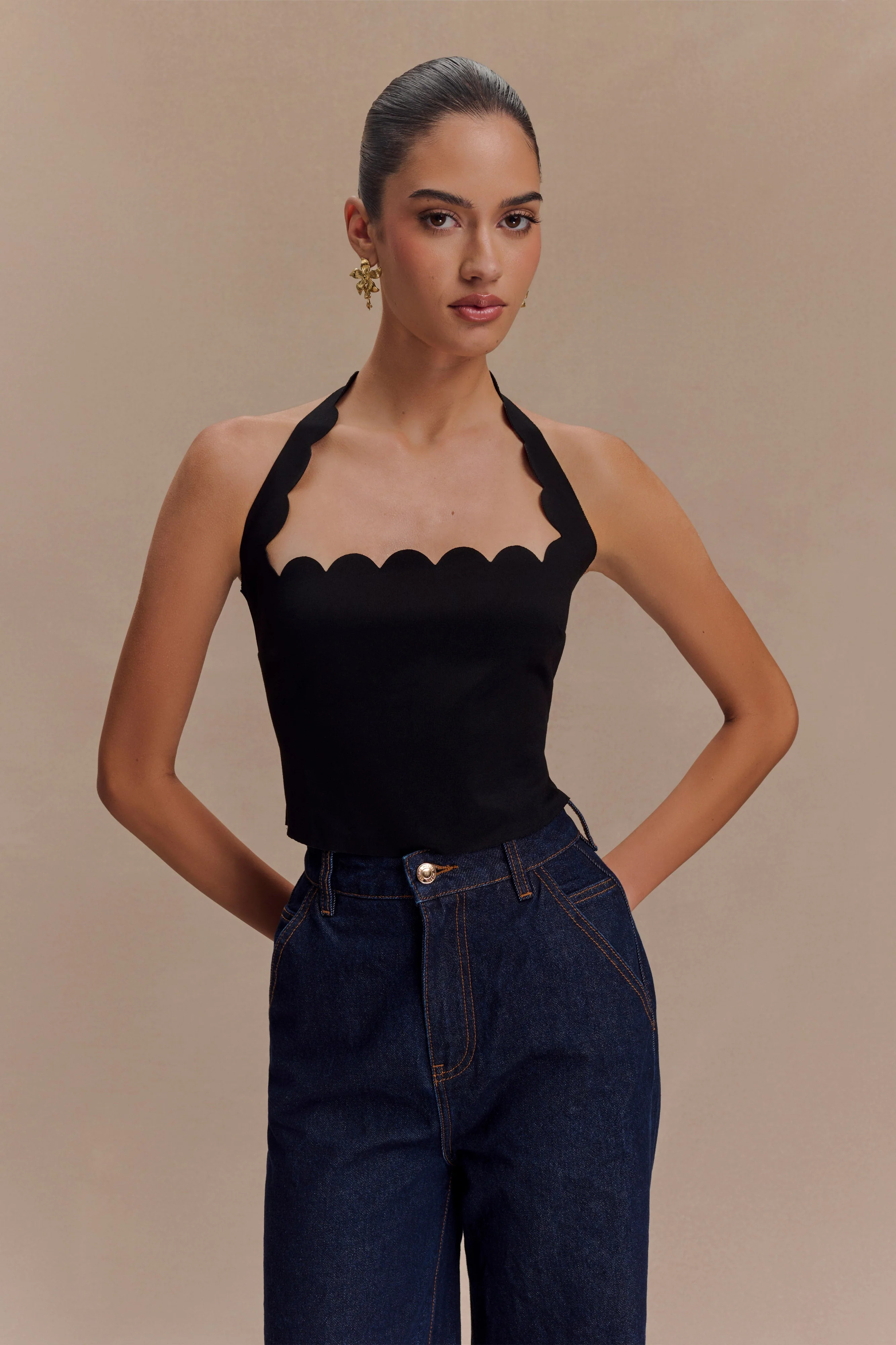 Scalloped Jersey Halter Top - Black | MESHKI US