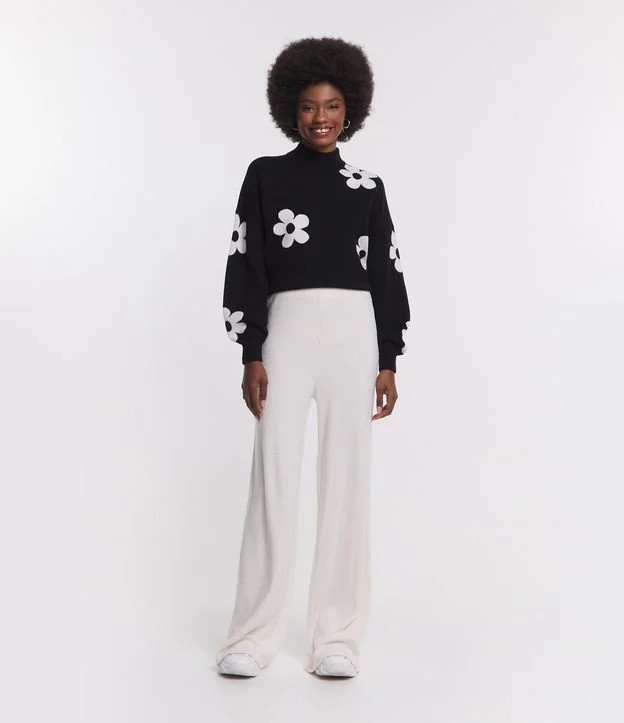 Calça Reta Texturizada com Cós Fixo Off White | Renner (BR)