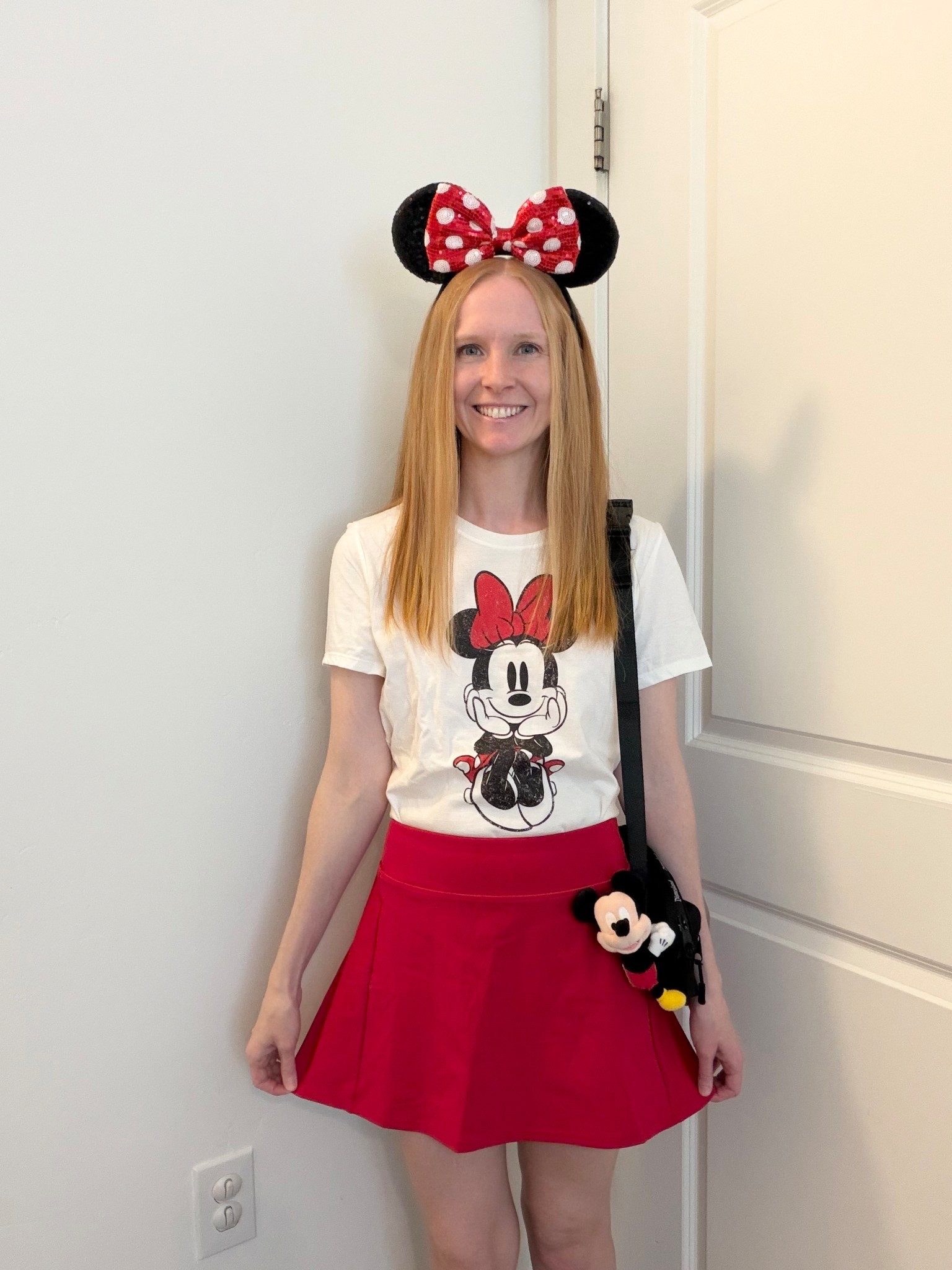 My Minnie Mouse outfit for Disneyland with a skort and Mickey Mouse magnetic plush for my bag 🐭❤️

#LTKTravel #LTKgrwm #LTKootd