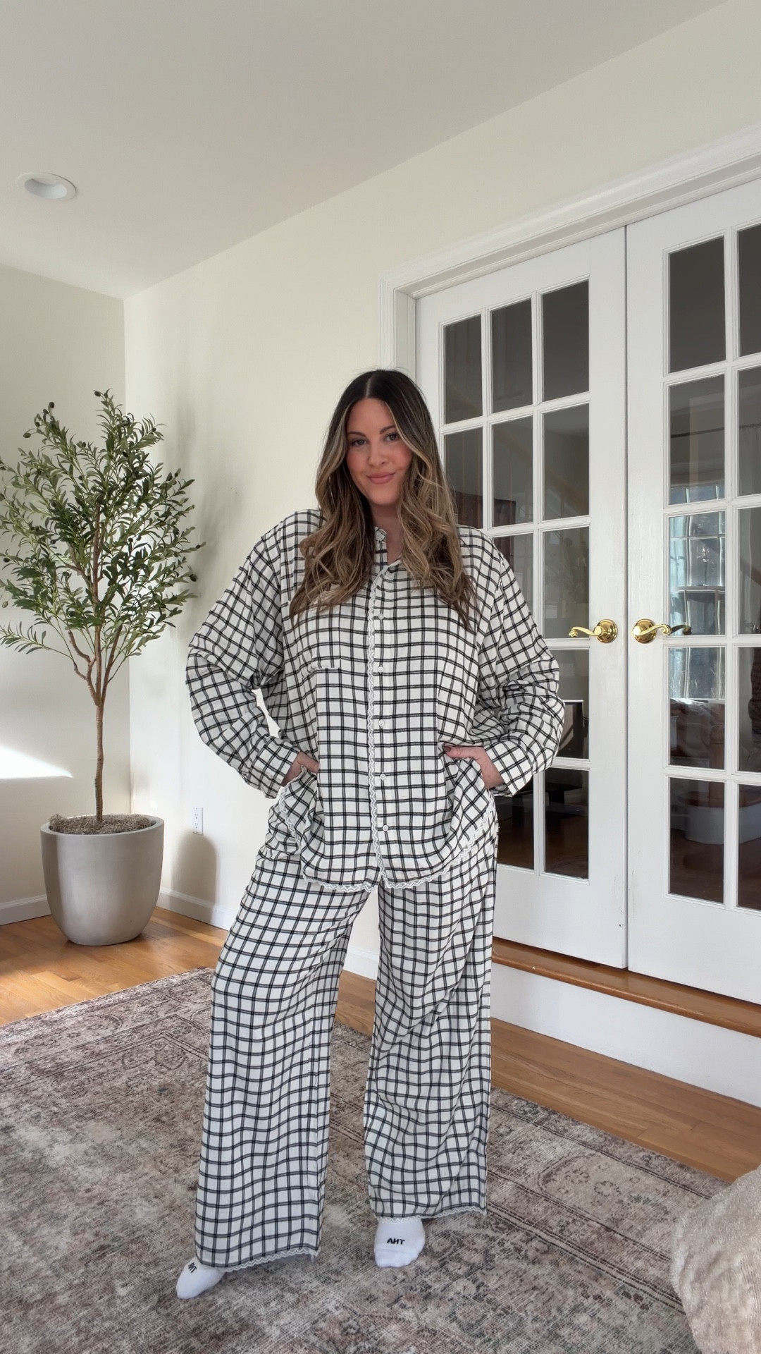 My favorite PJs this winter! Same as the holiday flannel set I shared back in December. Size L top (love extra oversized but totally not necessary to size up) and M bottoms. Usually not a flannel girl but these are SOFT and don’t feel hot at night!

matching set, pajama set, matching pjs, winter pajamas, new at aerie 

#LTKSeasonal